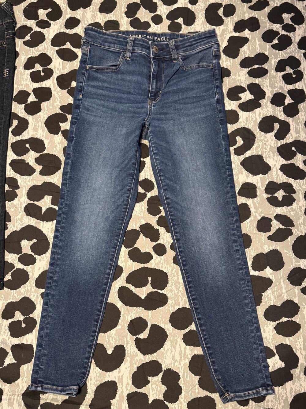 American Eagle Hi Rise Jegging Size 6 Short